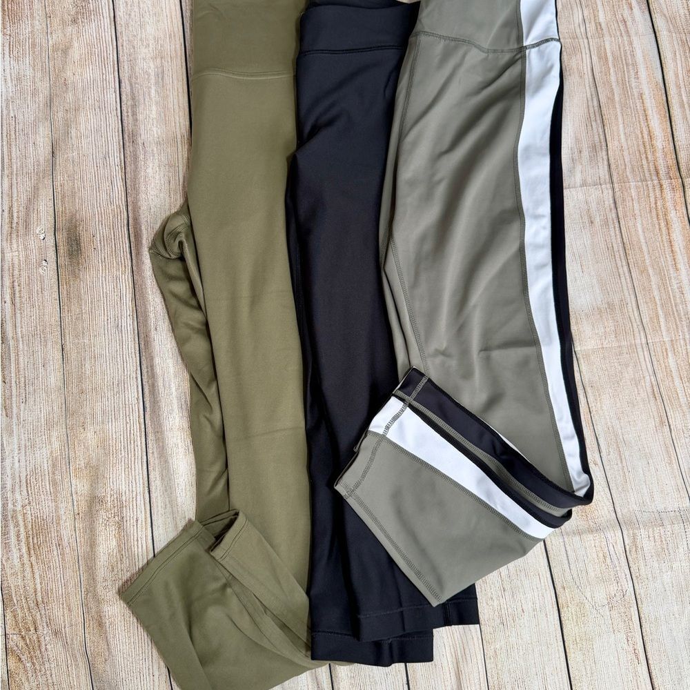 3 Pair Activewear Leggings Bundle Women’s Medium Peloton Under Armour